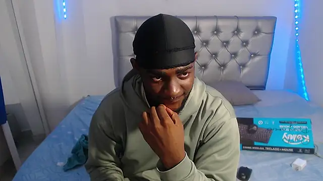 eebony stallion online show from 28, 11, 2025