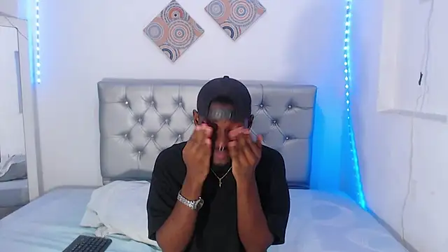 eebony stallion online show from 26, 11, 2025