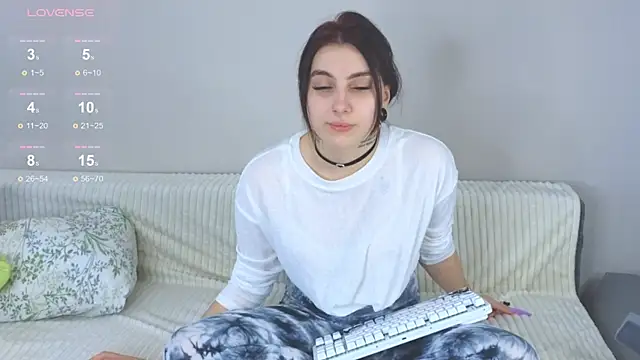 arcane doll online show from 19, 11, 2025