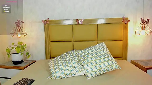 MELISSAROUGE online show from 11, 9, 2025