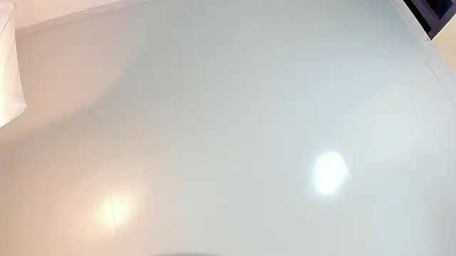 MELISSAROUGE online show from 30, 4, 2026