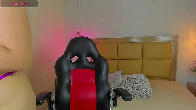 MELISSAROUGE online show from 3, 3, 2026