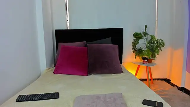 LunaVelvet777 online show from 26, 9, 2025