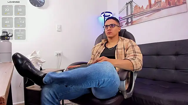 Dash Bukoski online show from 28, 10, 2025