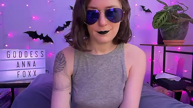 mistressannafoxx online show from 2, 12, 2025