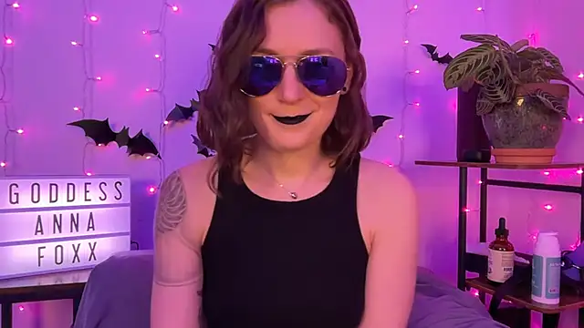 mistressannafoxx online show from 23, 11, 2025