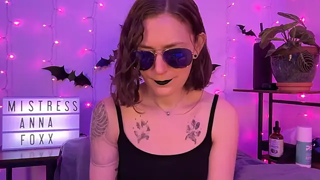 mistressannafoxx online show from 13, 11, 2025