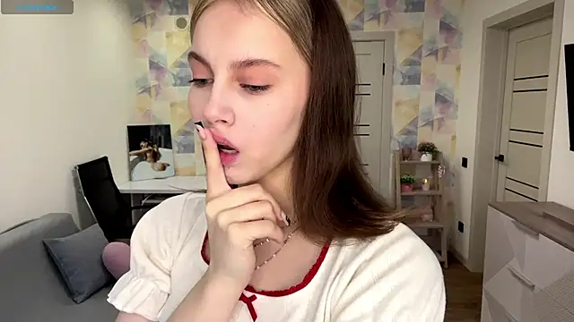 NylaNadler online show from 14, 2, 2026