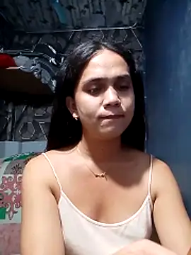 lexyyr17 online show from 18, 4, 2026