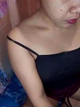hotmomma8 online show from 29, 4, 2026