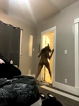 Snapshot of ToyBox96 chatting on 9, 10, 2025 ToyBox96 online show from 9, 10, 2025