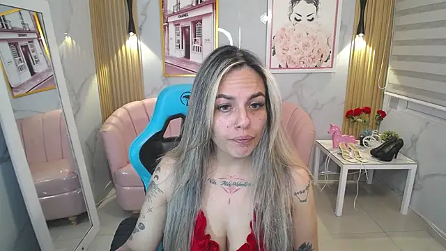 Jade Jones a online show from 16, 9, 2025