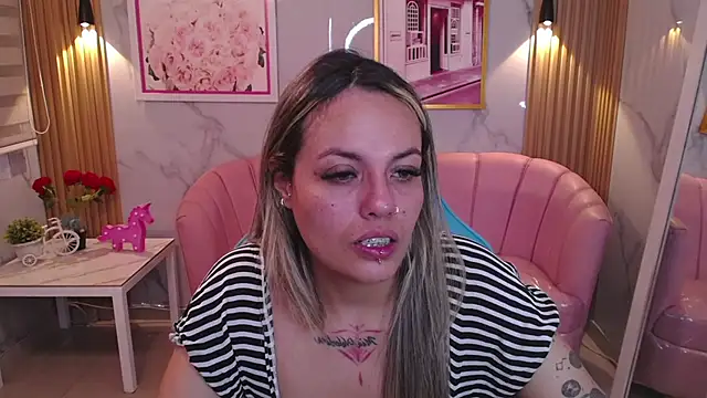 Jade Jones a online show from 24, 9, 2025