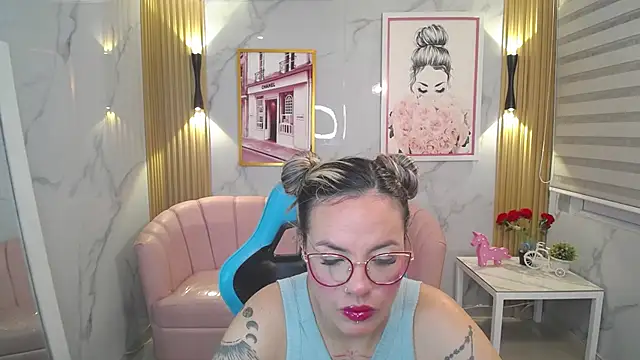 Jade Jones a online show from 21, 9, 2025