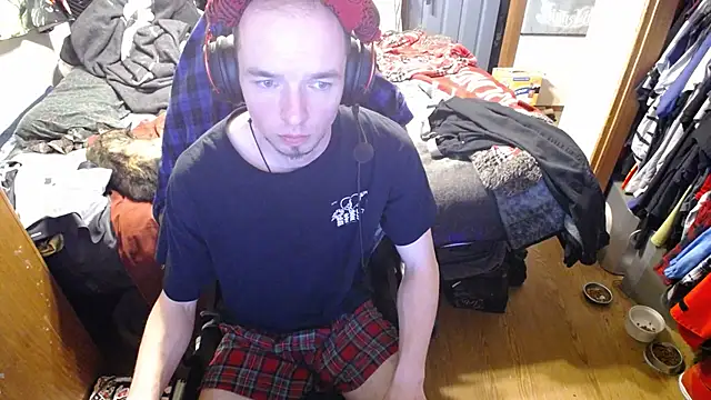 Snapshot of womenhateme69 chatting on 4, 10, 2025 womenhateme69 online show from 4, 10, 2025