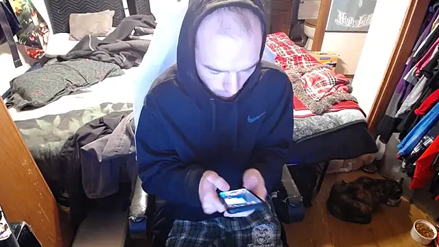 Snapshot of womenhateme69 chatting on 13, 10, 2025 womenhateme69 online show from 13, 10, 2025