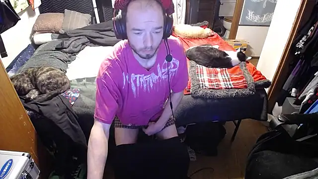 Snapshot of womenhateme69 chatting on 4, 11, 2025 womenhateme69 online show from 4, 11, 2025