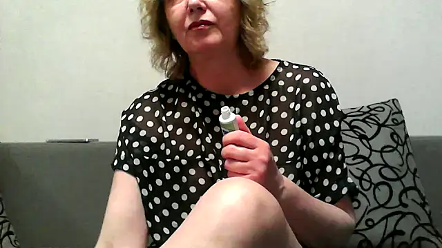 IrynaMolbertx online show from 13, 1, 2026