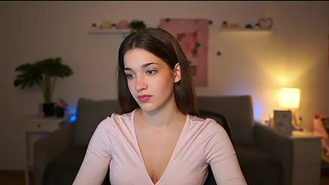 kissie cat online show from 15, 12, 2025