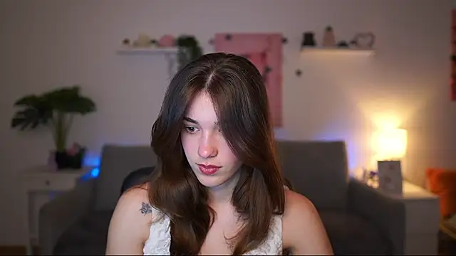 kissie cat online show from 5, 5, 2026