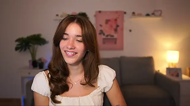 kissie cat online show from 19, 9, 2025