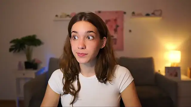 kissie cat online show from 22, 9, 2025