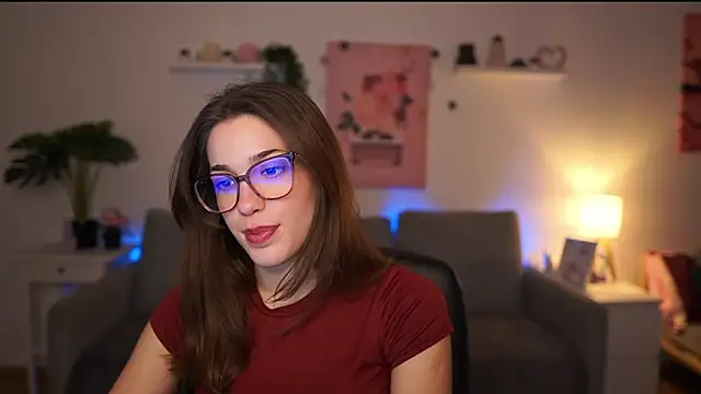 kissie cat online show from 16, 2, 2026