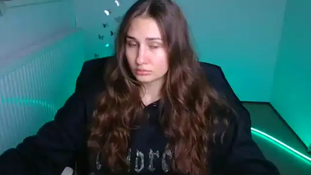 Stefanie Sweet online show from 4, 10, 2025