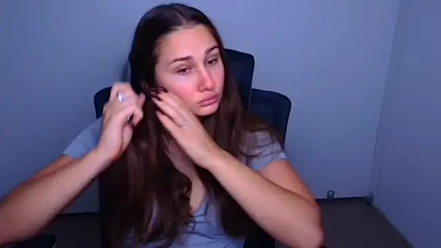 Stefanie Sweet online show from 3, 10, 2025