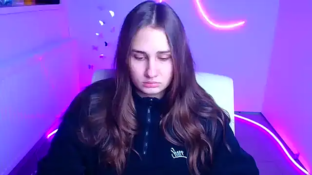 Stefanie Sweet online show from 20, 12, 2025