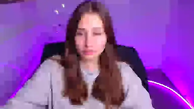 Stefanie Sweet online show from 8, 10, 2025