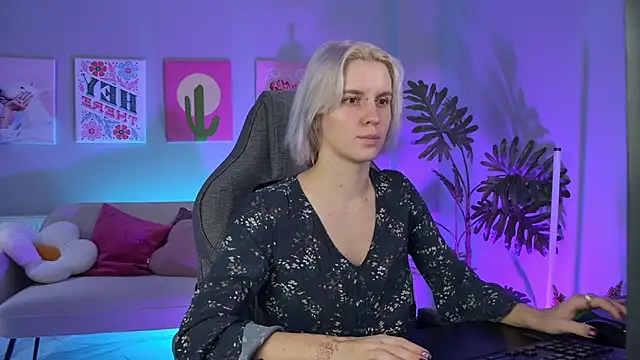 BethanyCloud online show from 1, 12, 2025