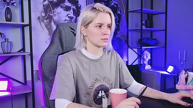 Snapshot of BethanyCloud chatting on 10, 2, 2026 BethanyCloud online show from 10, 2, 2026