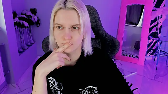 Snapshot of BethanyCloud chatting on 11, 2, 2026 BethanyCloud online show from 11, 2, 2026