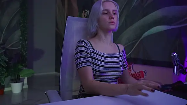 BethanyCloud online show from 2, 12, 2025