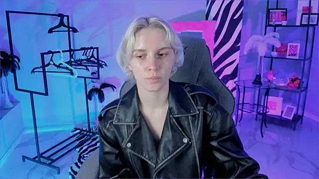 BethanyCloud online show from 10, 9, 2025