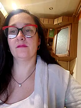 Amandda  online show from 22, 10, 2025