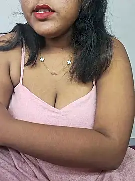 Snapshot of Cute_mikii chatting on 26, 11, 2025 Cute mikii online show from 26, 11, 2025