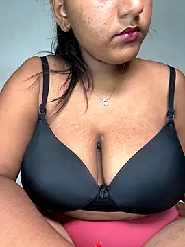 Snapshot of Cute_mikii chatting on 14, 9, 2025 Cute mikii online show from 14, 9, 2025