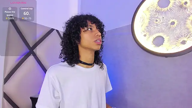 venus-03 online show from 3, 12, 2025