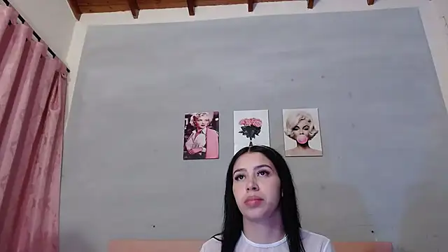 Olivia Spear online show from 9, 9, 2025