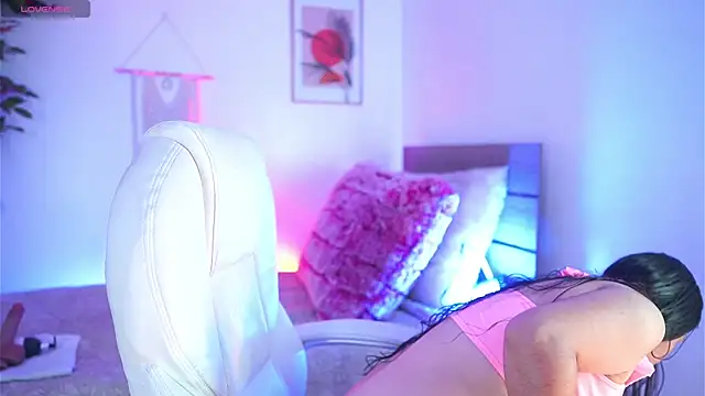 melissa laurent  online show from 26, 9, 2025