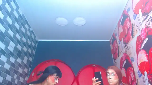 julessxcharlotte online show from 6, 11, 2025