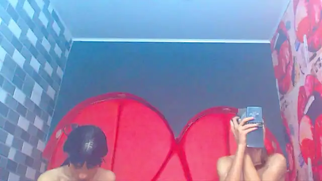 julessxcharlotte online show from 8, 1, 2026