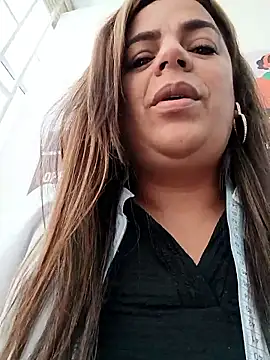 Mia-Glow online show from 7, 1, 2026