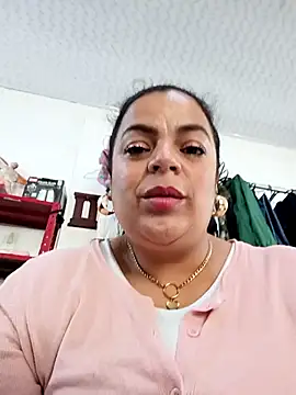 Mia-Glow online show from 1, 10, 2025