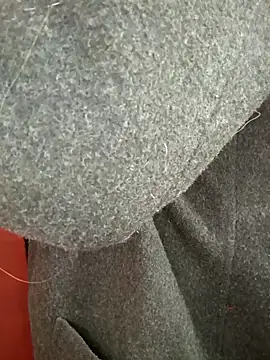 Mia-Glow online show from 10, 11, 2025