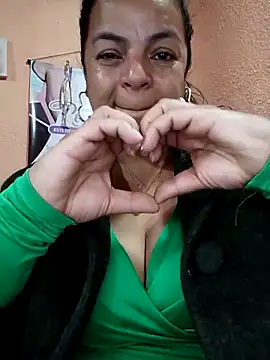 Mia-Glow online show from 3, 2, 2026