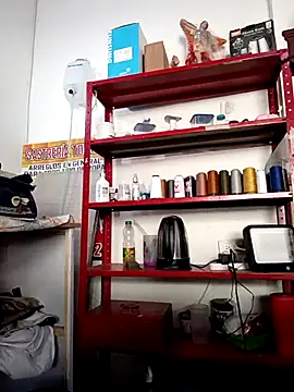 Mia-Glow online show from 22, 9, 2025