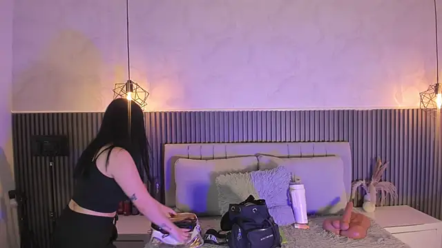 PAULETEJOHNSON online show from 10, 3, 2026